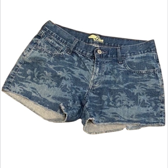 Old navy size 4 denim shorts - Picture 1 of 6